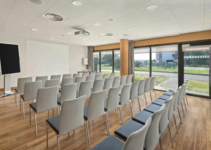 Hotel Courtyard By Marriott Toulouse Airport